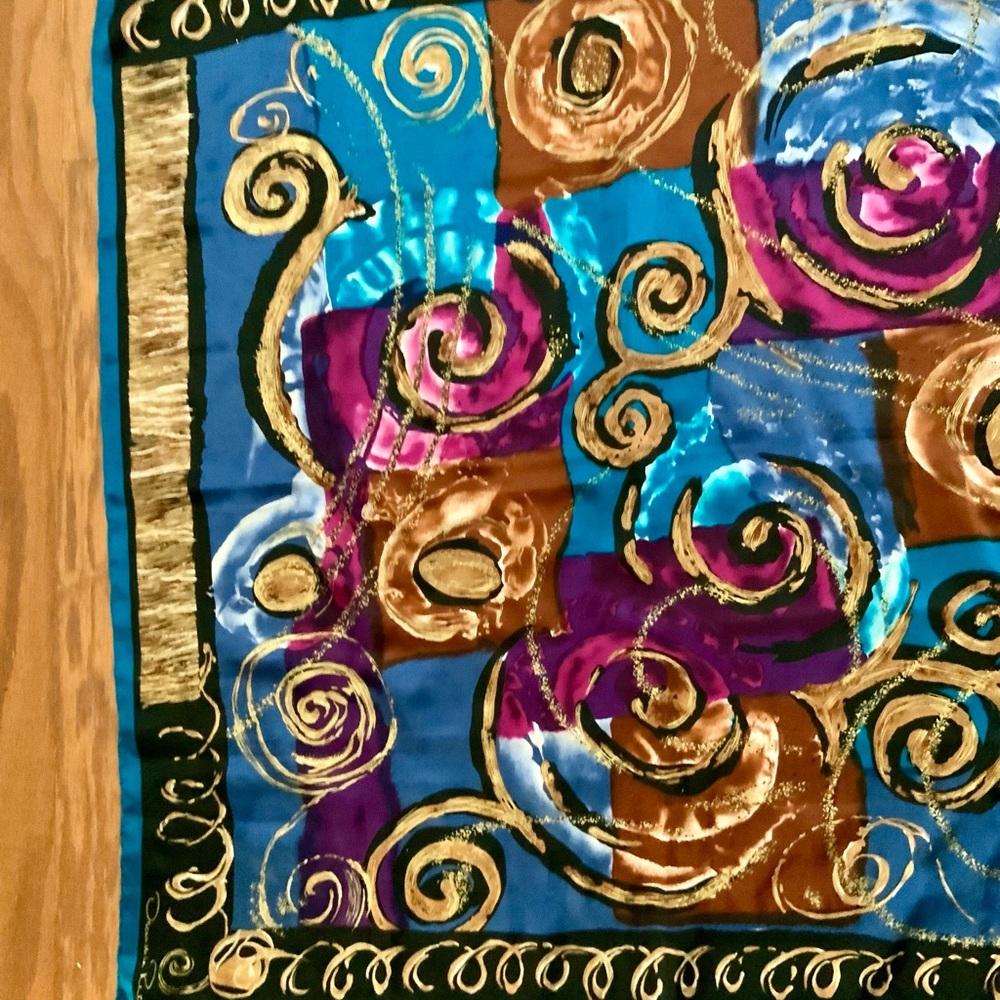 OSCAR DE LA RENTA..silk scarf